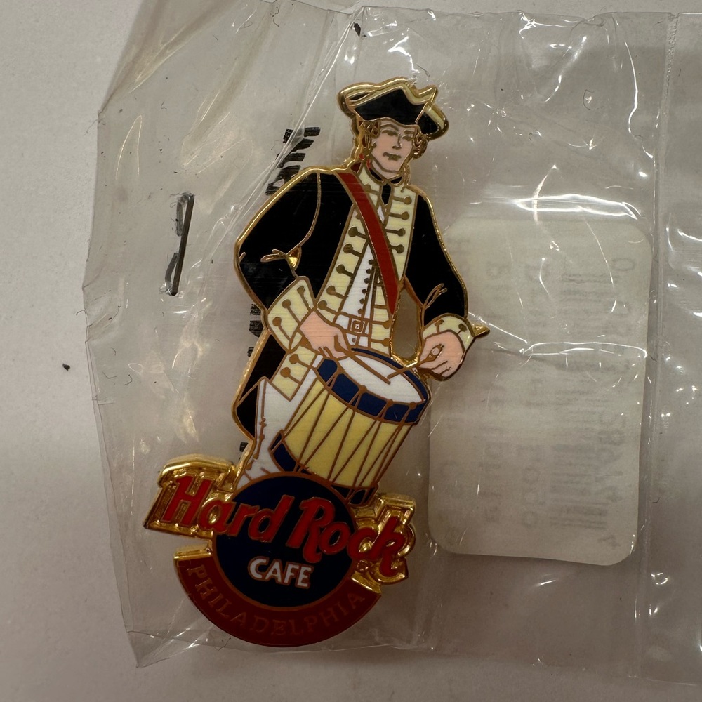 Hard Rock Cafe Pin